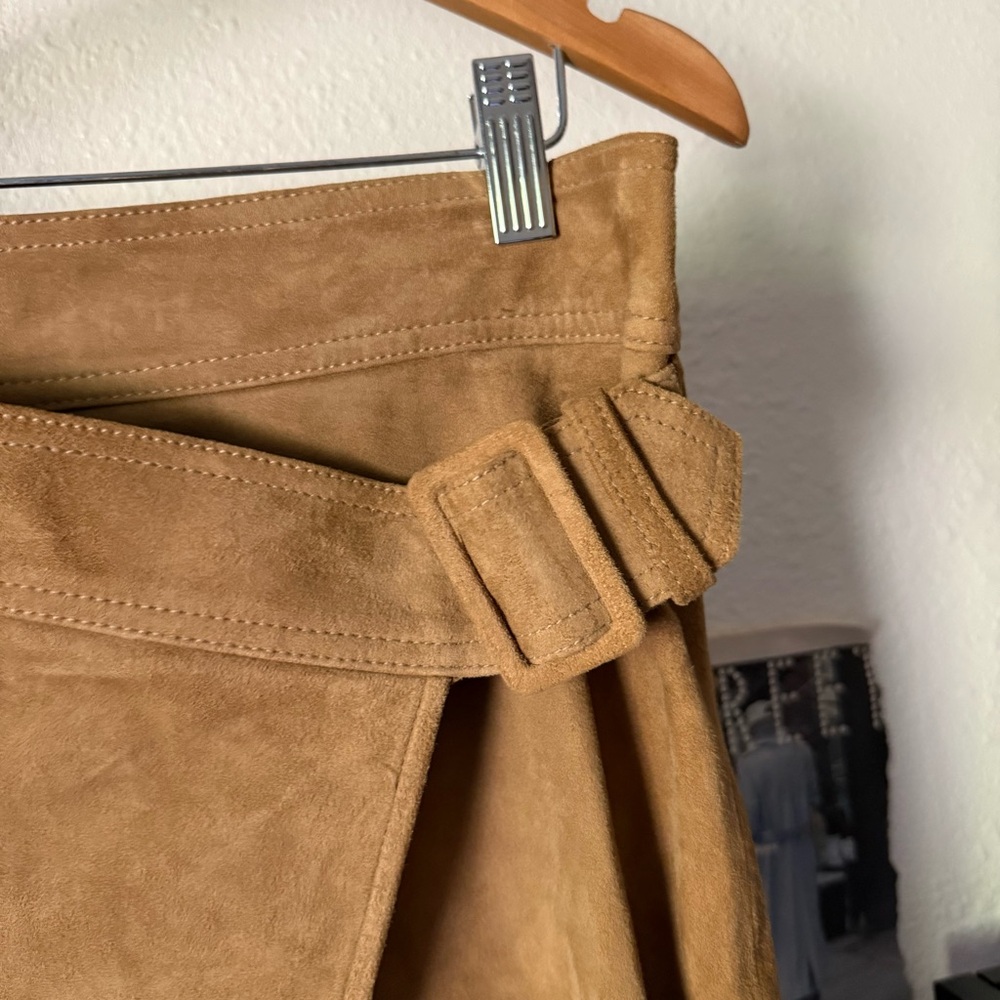 VINCE brown tan goat leather soft buckle detail mini skirt - Picture 3 of 6